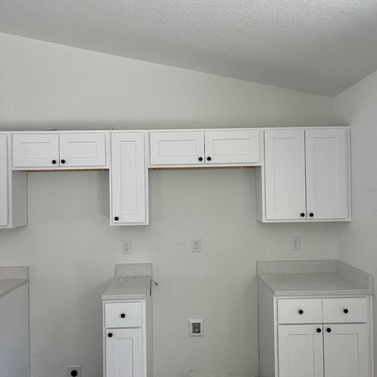 2990 TIMBERLAKE — photo 5 of 20