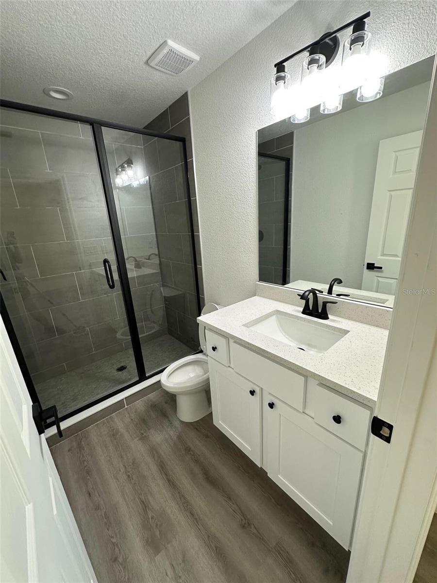 2990 TIMBERLAKE — photo 17 of 20