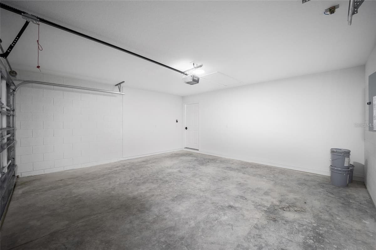2990 TIMBERLAKE — photo 11 of 20