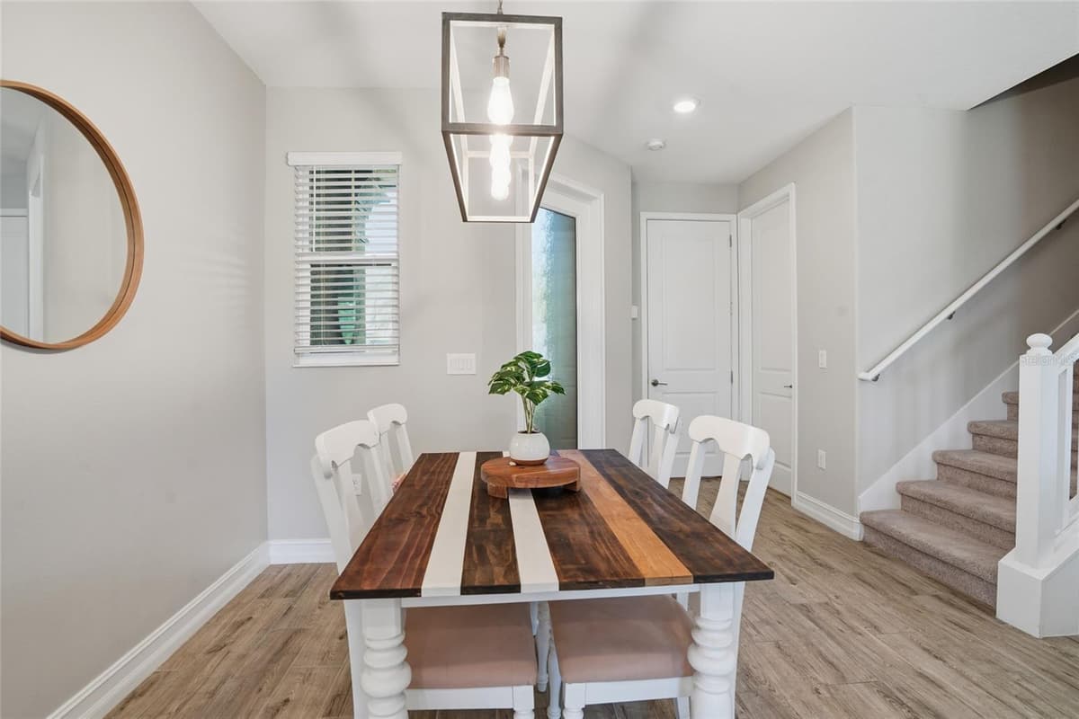 4540 ALMADA LANE — photo 6 of 44