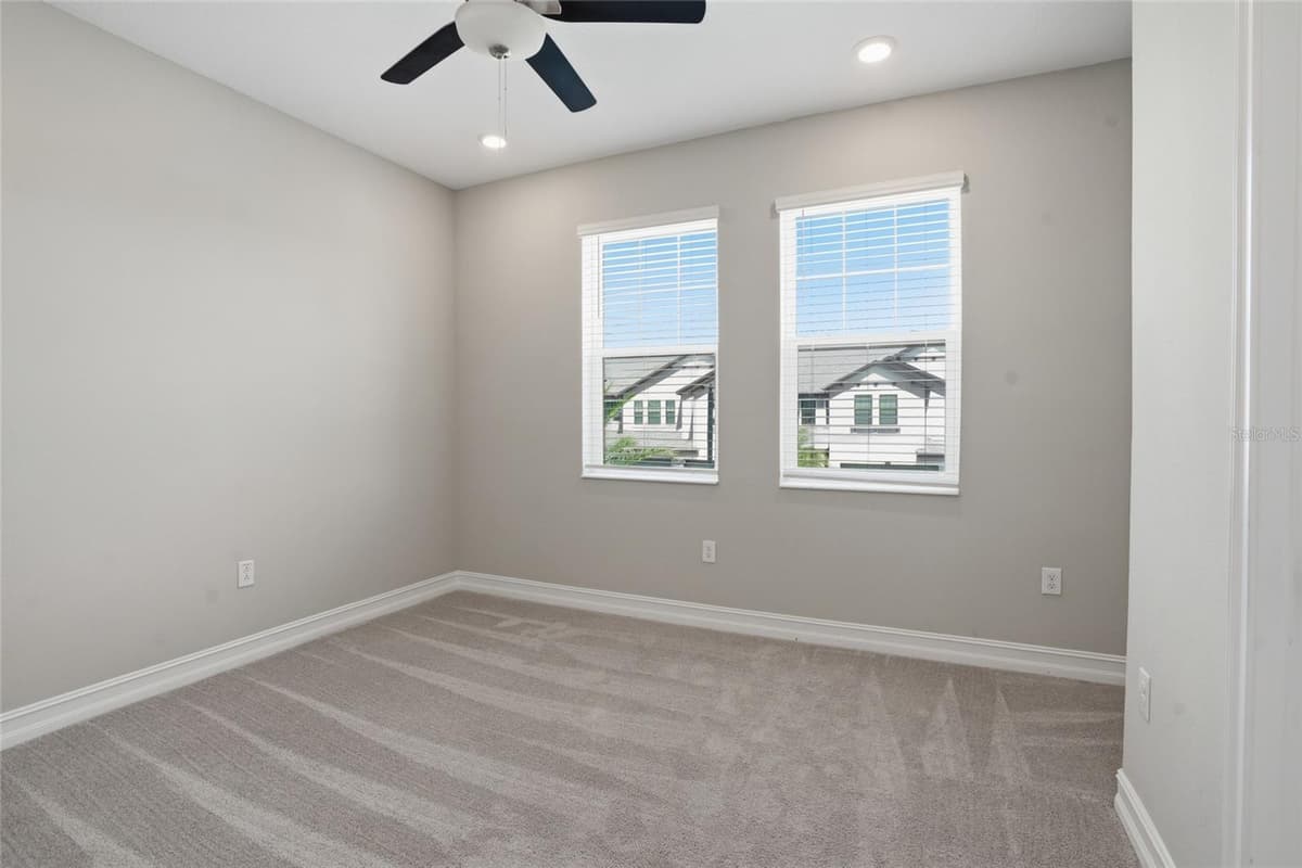 4540 ALMADA LANE — photo 15 of 44