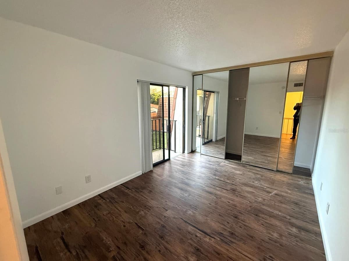 1406 PARK SHORE CIRCLE — photo 16 of 25