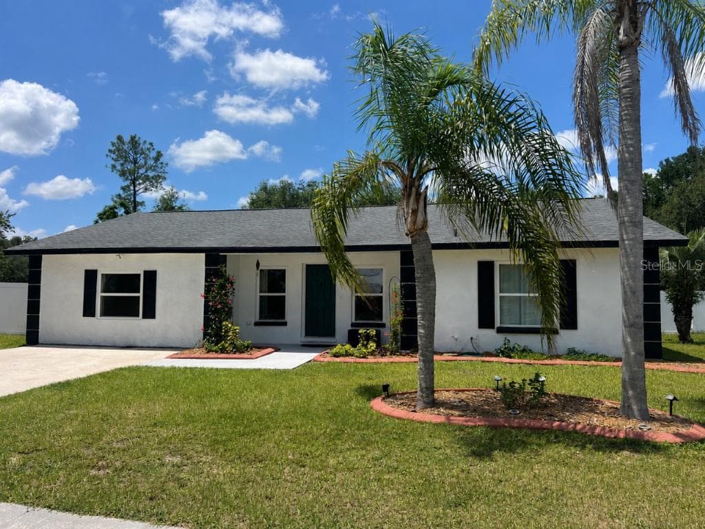 1831 KIM ACRES LANE — photo 1 of 15
