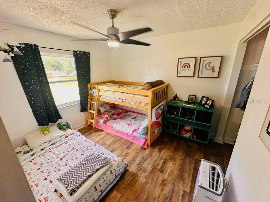 1831 KIM ACRES LANE — photo 4 of 15