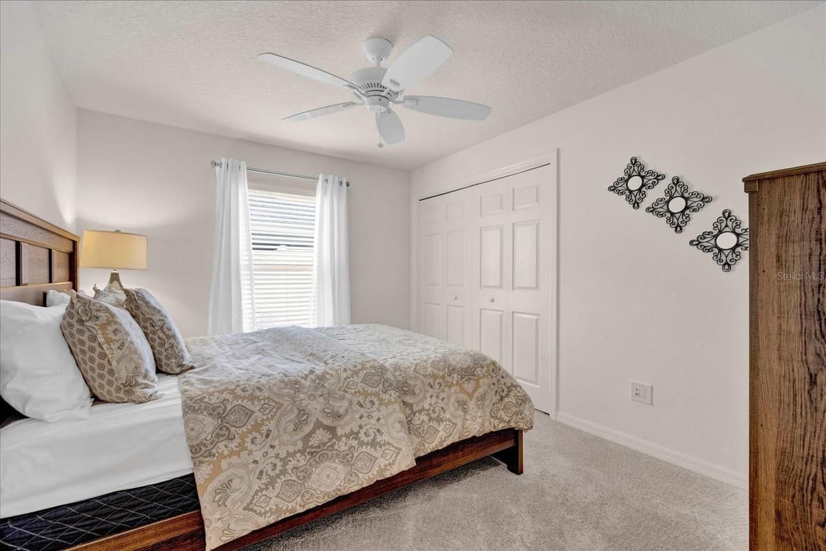 2850 CHARLEVOIX STREET — photo 12 of 26