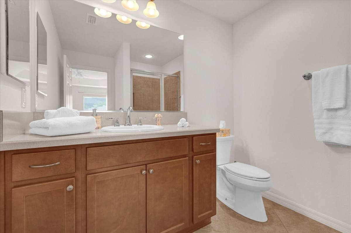 2850 CHARLEVOIX STREET — photo 8 of 26