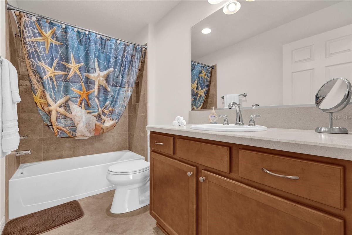 2850 CHARLEVOIX STREET — photo 10 of 26
