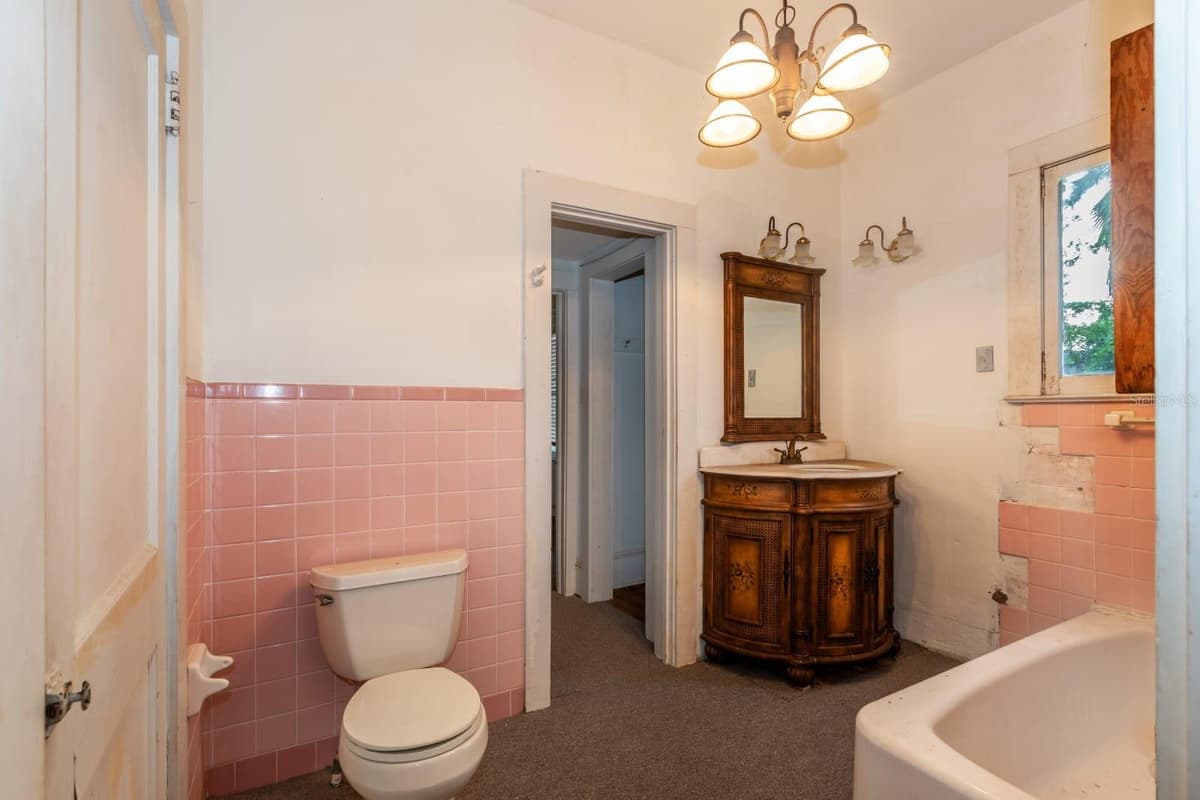 1116 LINE STREET — photo 11 of 31