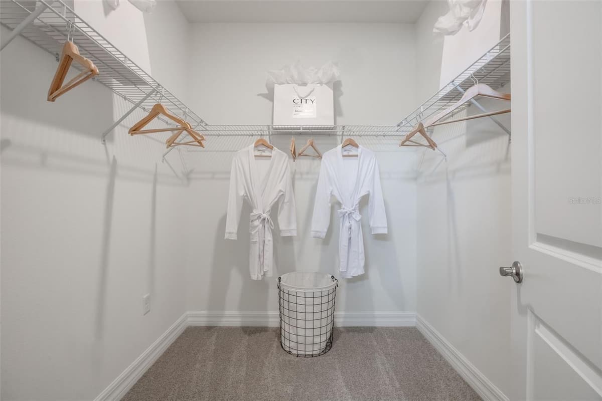 2281 HAMDEN WAY — photo 30 of 37