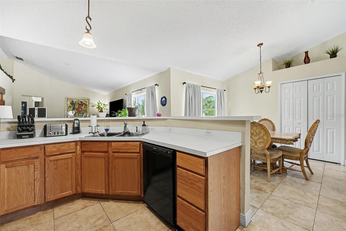 807 DEL PRADO DRIVE — photo 13 of 30