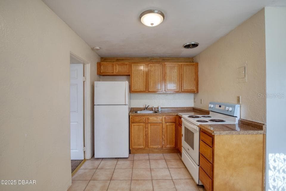 815 8TH STREET — photo 23 of 47