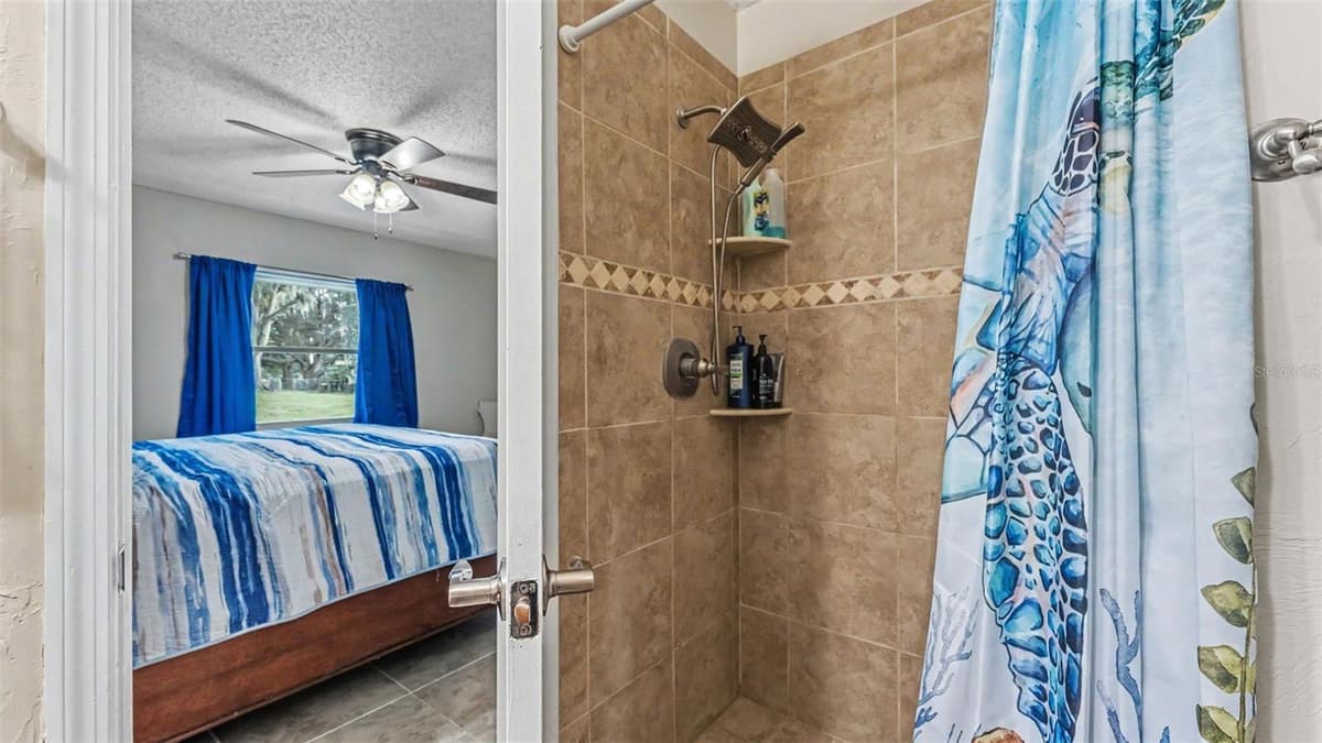3505 CHRISTINA GROVES CIRCLE — photo 16 of 38