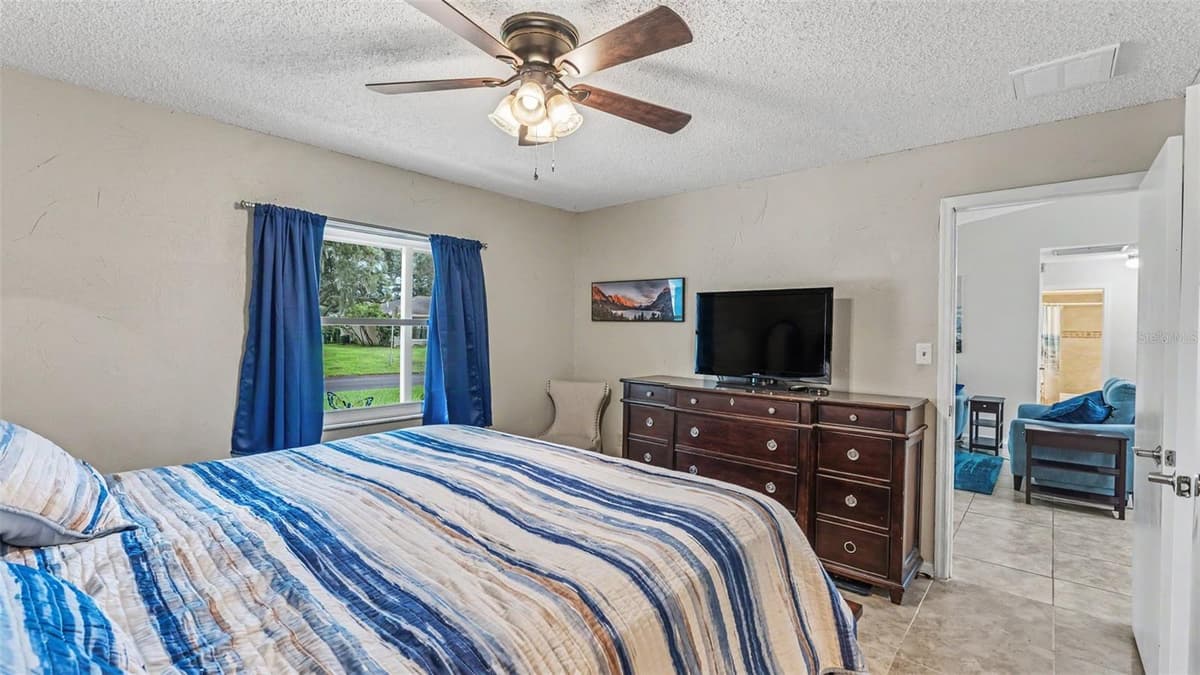 3505 CHRISTINA GROVES CIRCLE — photo 14 of 38