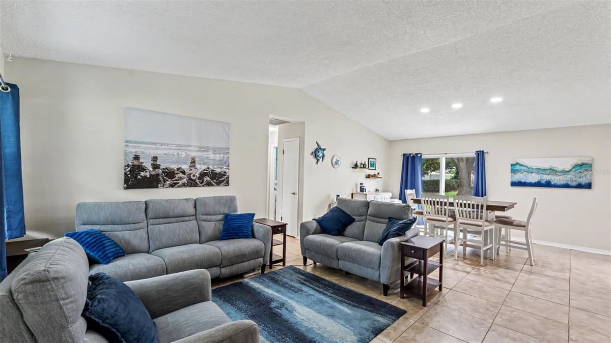 3505 CHRISTINA GROVES CIRCLE — photo 5 of 38