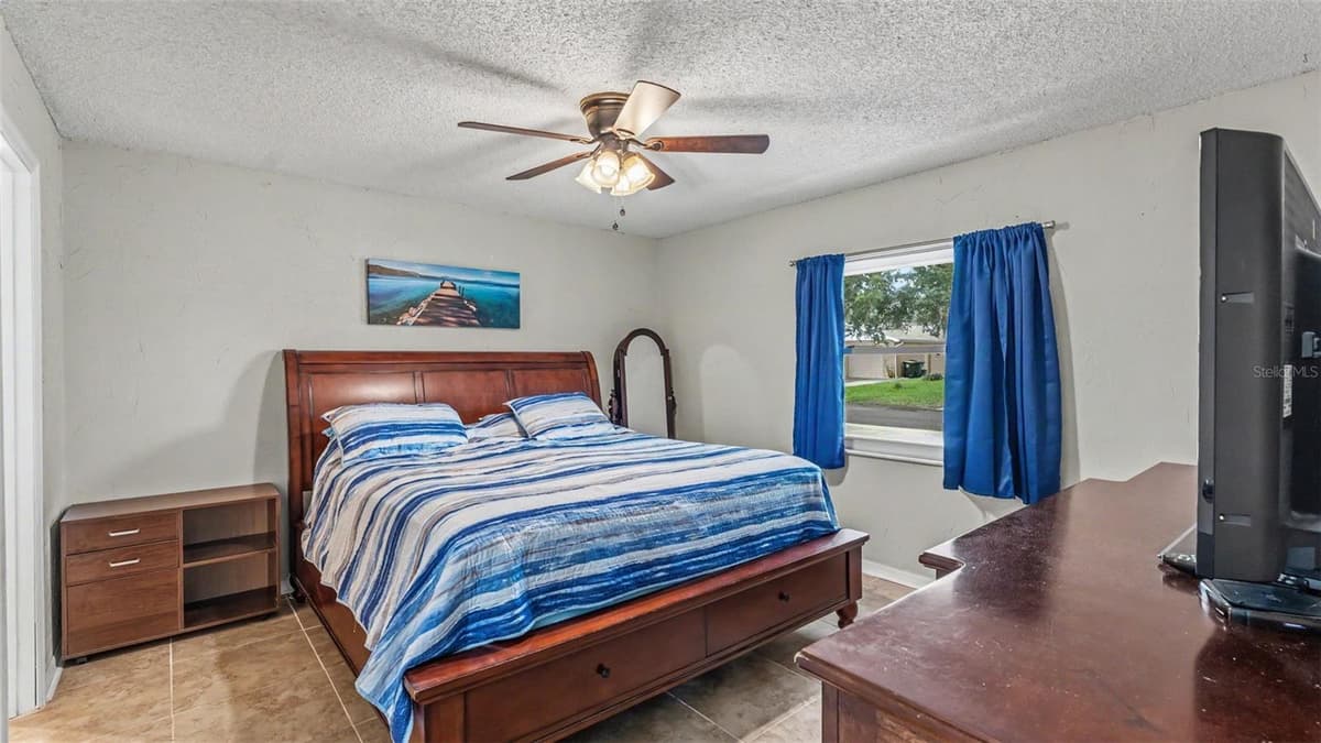 3505 CHRISTINA GROVES CIRCLE — photo 13 of 38