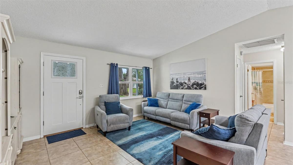 3505 CHRISTINA GROVES CIRCLE — photo 3 of 38