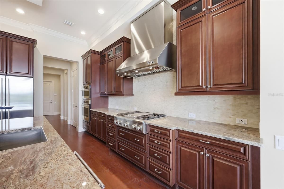 12102 MONTALCINO CIRCLE — photo 29 of 74