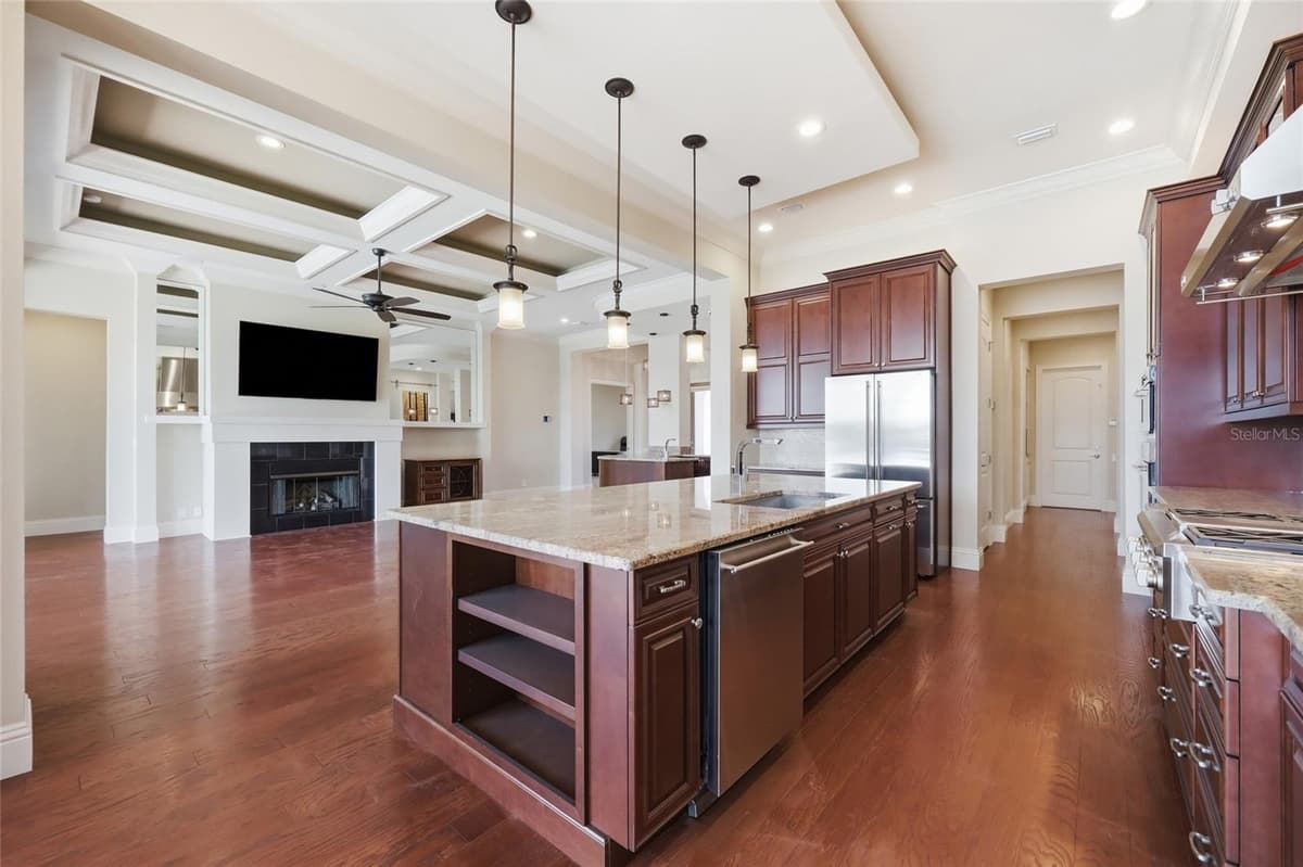 12102 MONTALCINO CIRCLE — photo 27 of 74