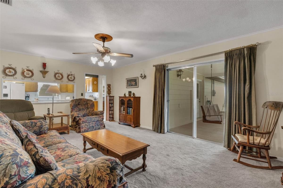 402 ABERDEEN COURT — photo 15 of 35