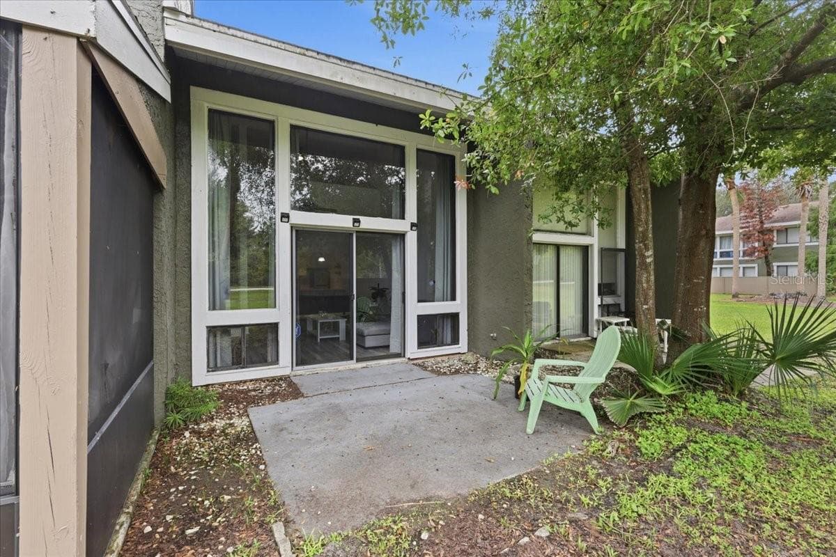 6074 PEREGRINE AVENUE — photo 20 of 27