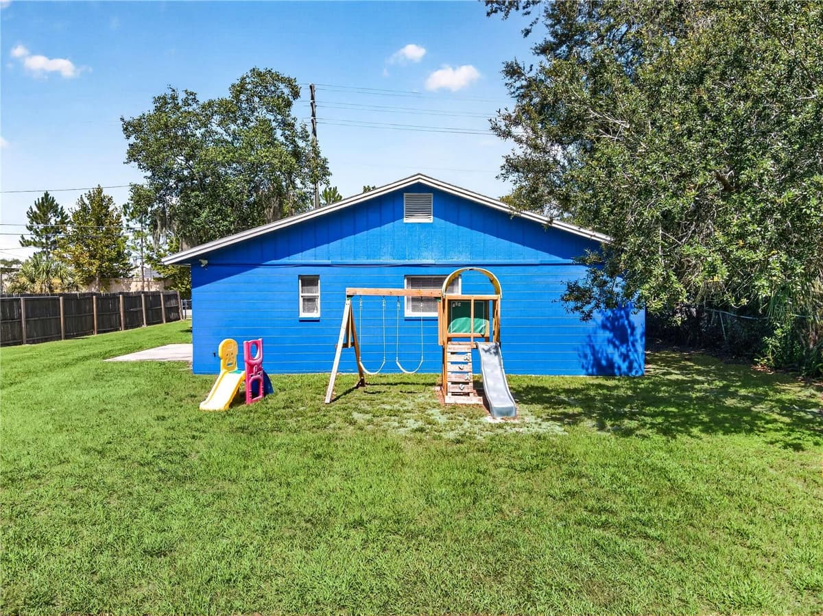2509 FLORIDA AVENUE — photo 3 of 34
