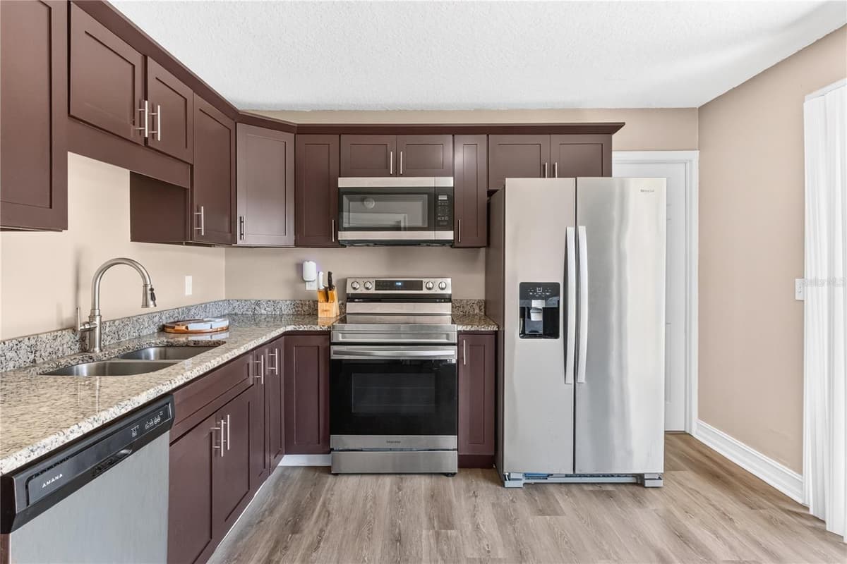 2509 FLORIDA AVENUE — photo 15 of 34