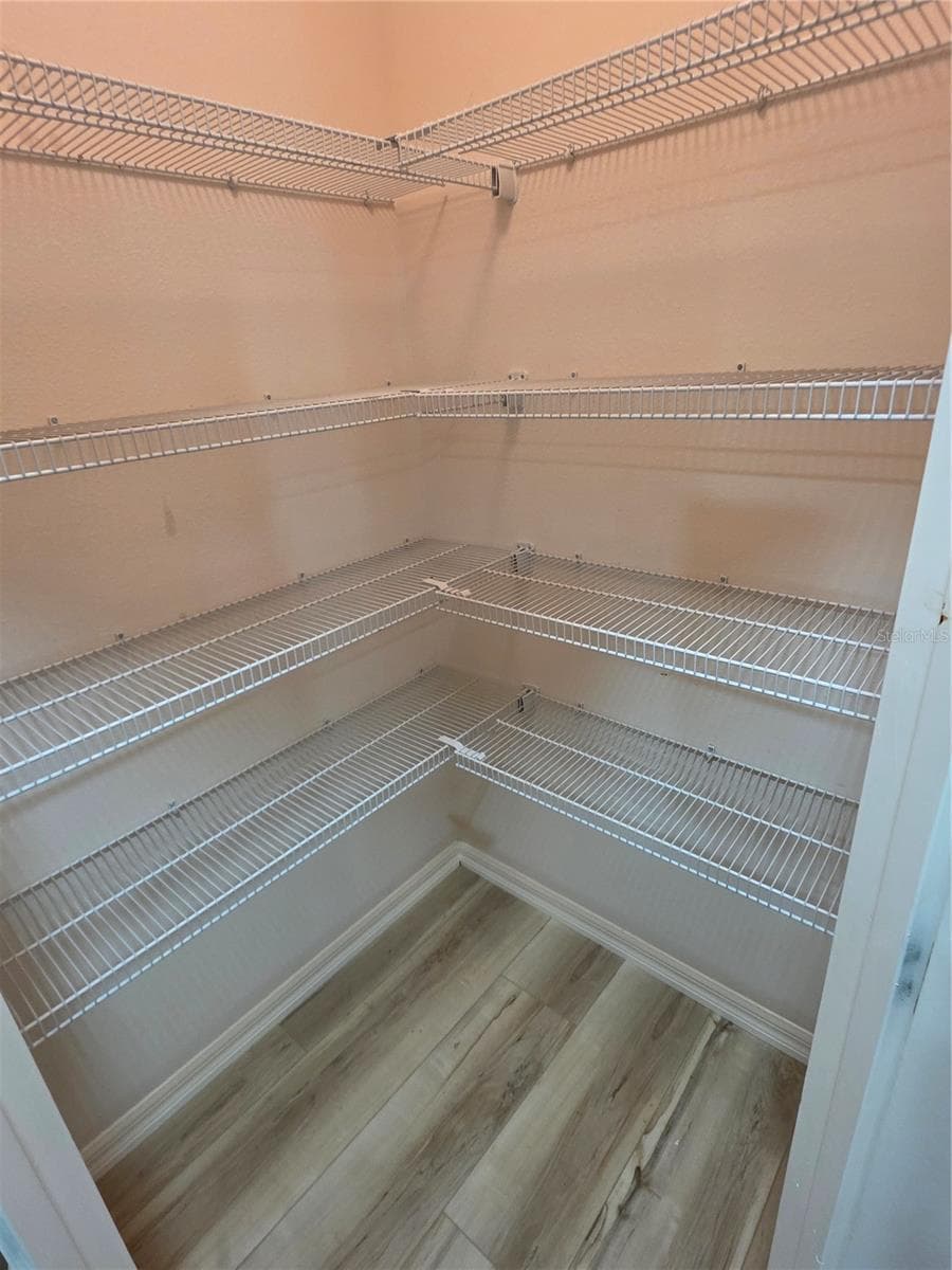 6210 ALDERWOOD STREET — photo 8 of 25