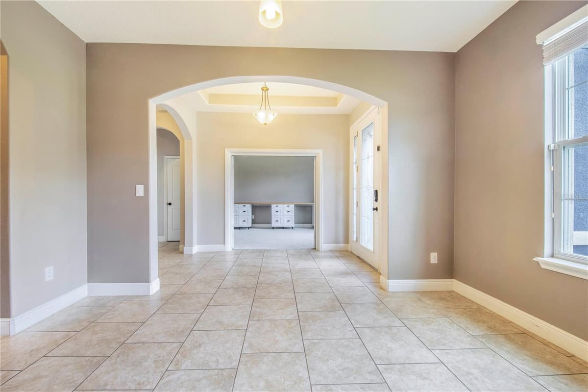 1020 LENA RUN COURT — photo 16 of 81