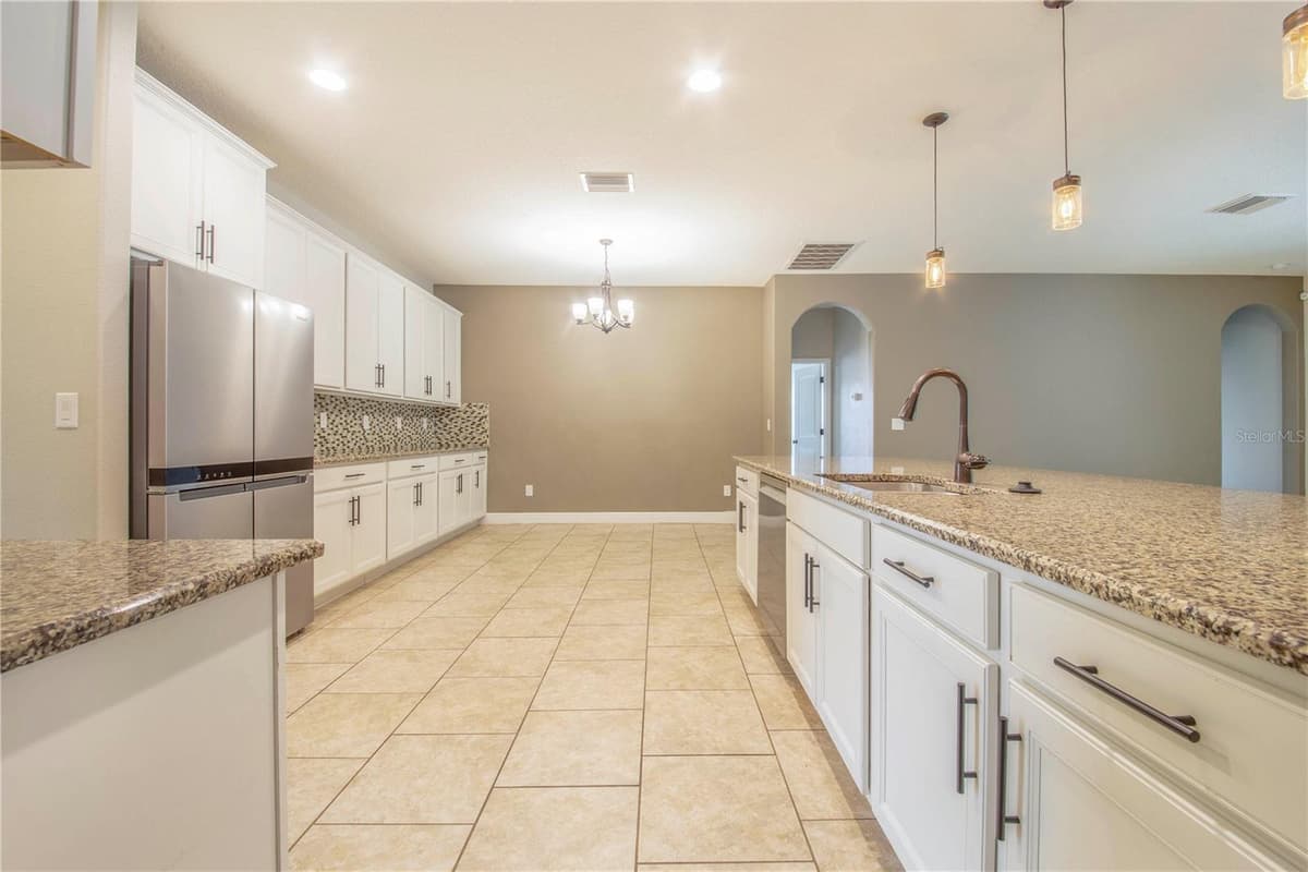 1020 LENA RUN COURT — photo 19 of 81