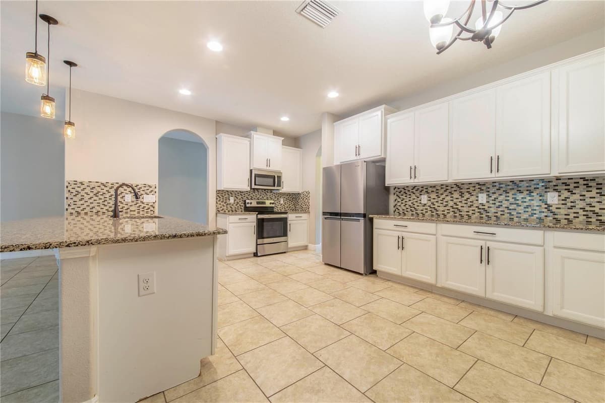 1020 LENA RUN COURT — photo 20 of 81