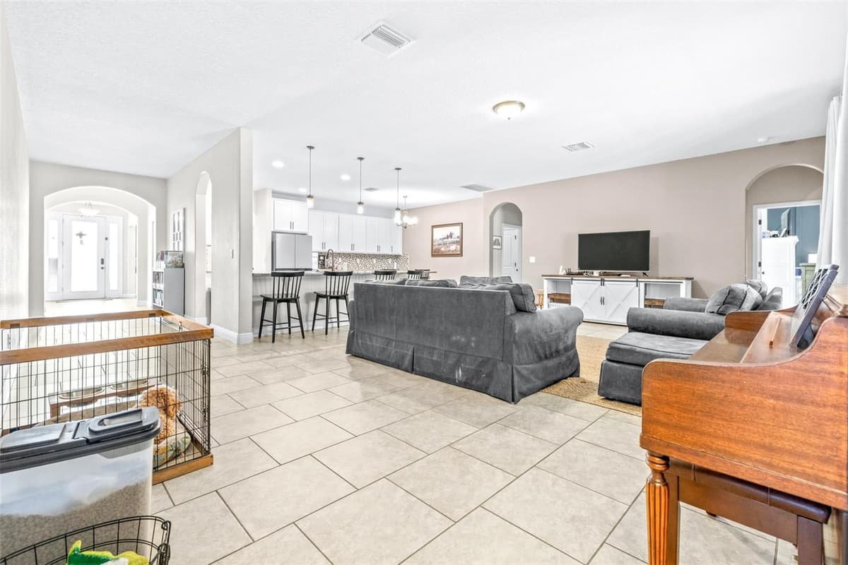 1020 LENA RUN COURT — photo 27 of 81