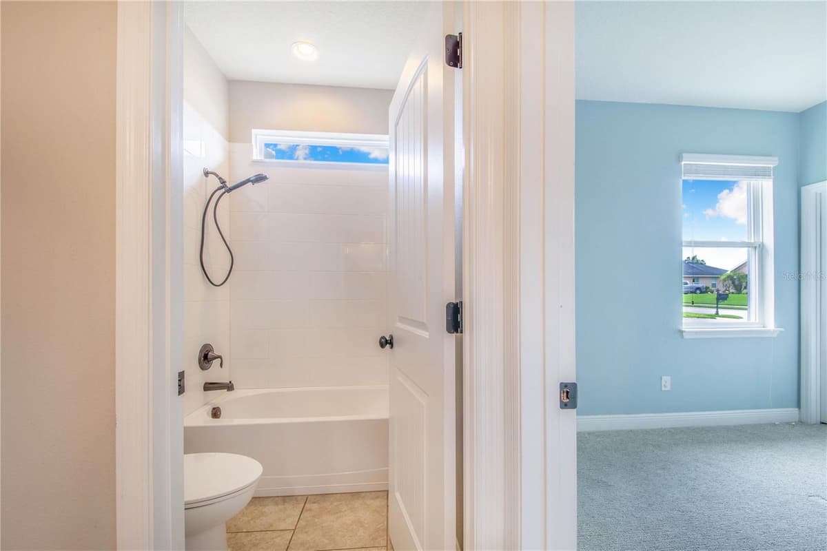 1020 LENA RUN COURT — photo 65 of 81