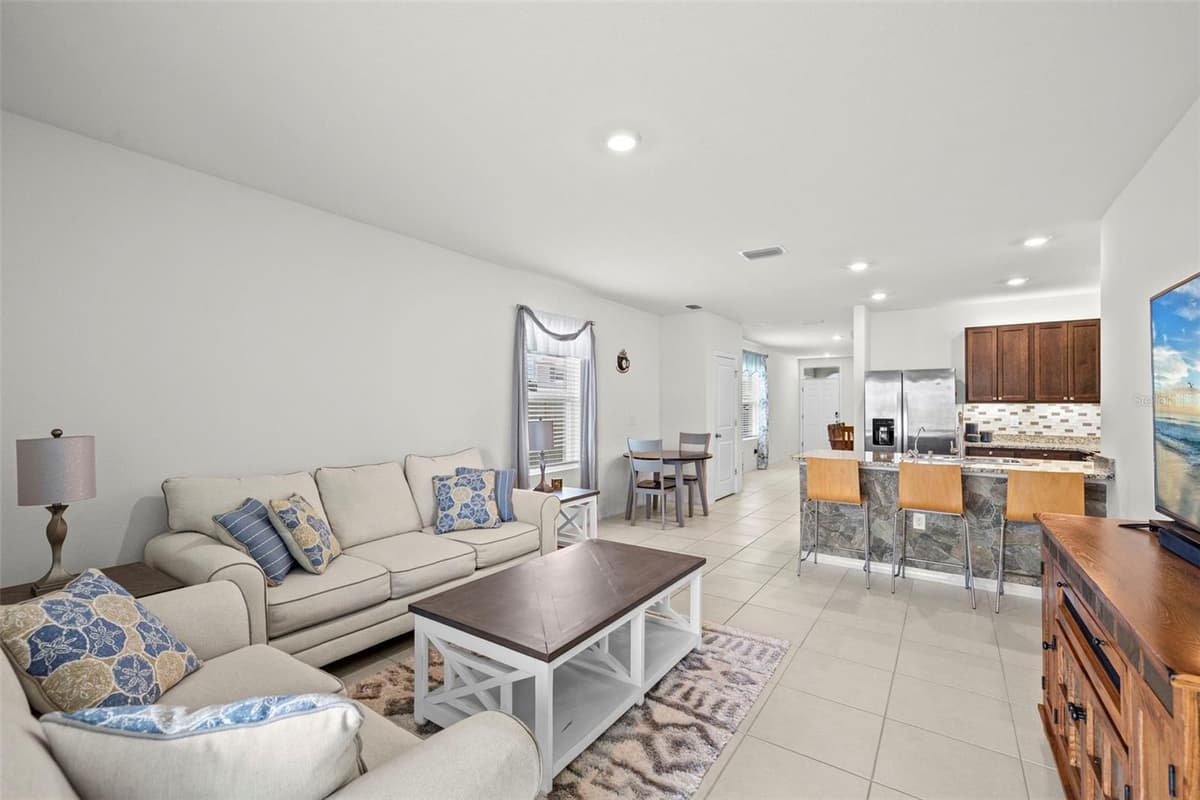 10914 PENNY GALE LOOP — photo 13 of 40