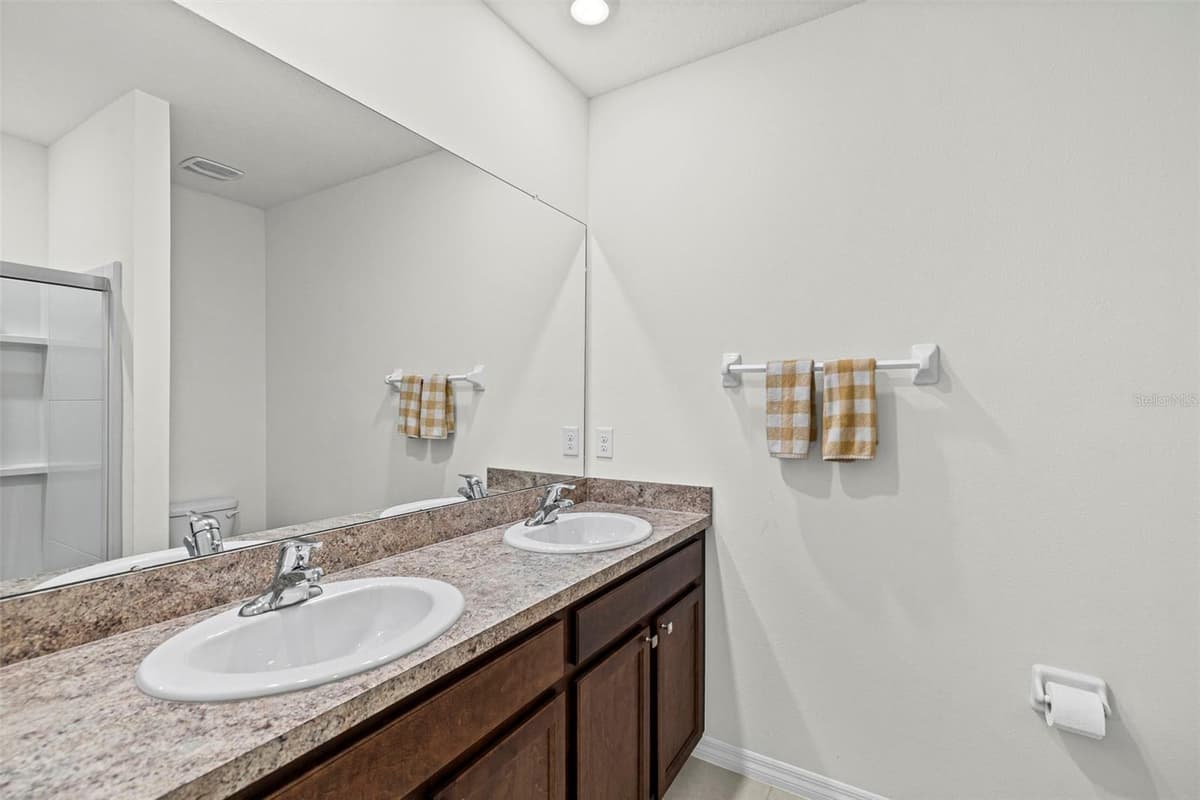 10914 PENNY GALE LOOP — photo 17 of 40