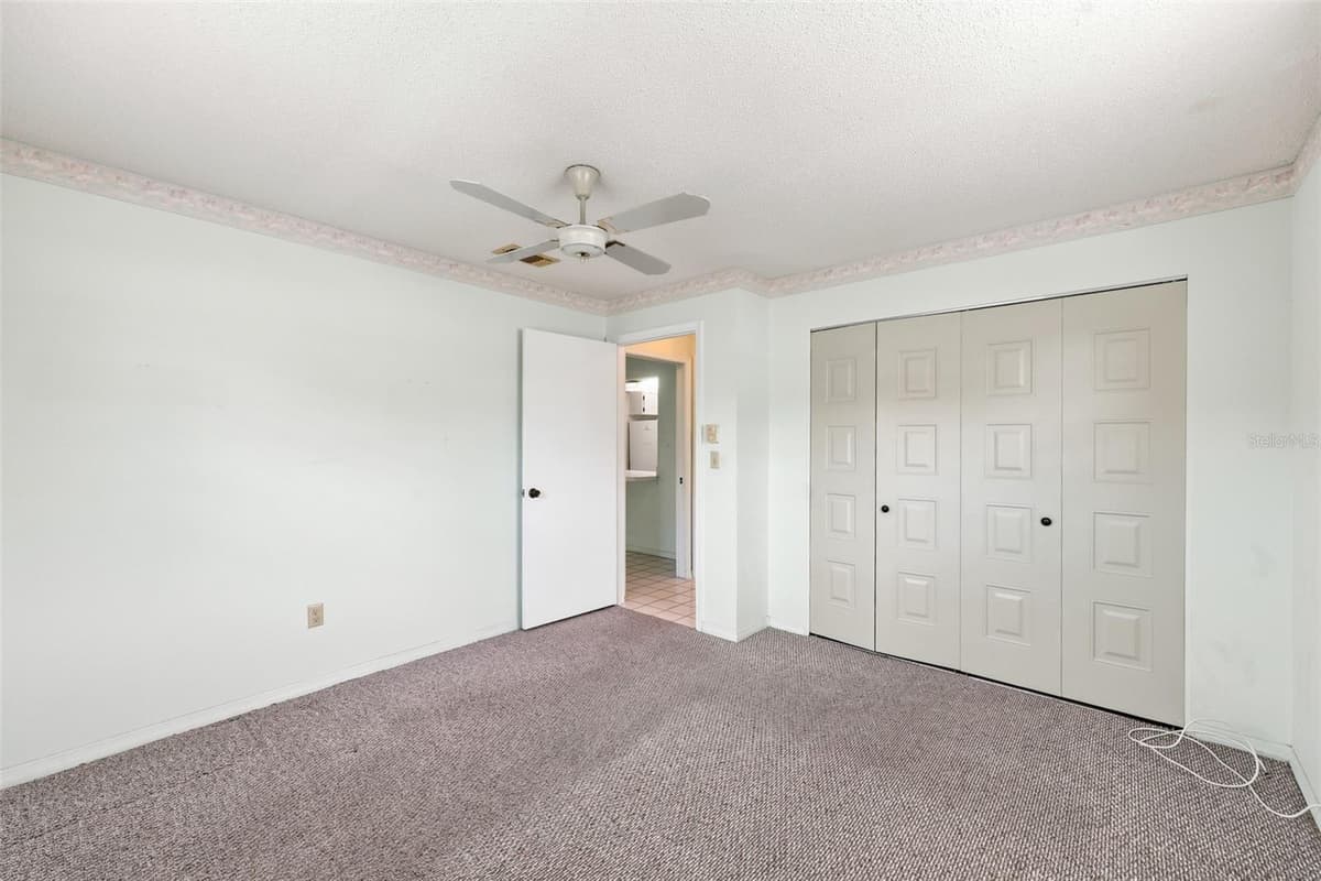 127 WINTERSONG LANE — photo 21 of 36