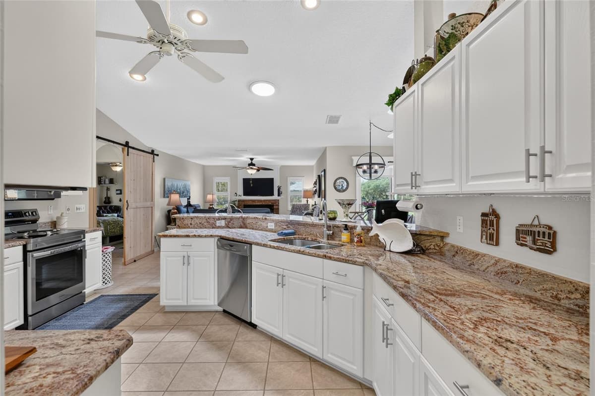 13857 DEL WEBB BOULEVARD — photo 23 of 93