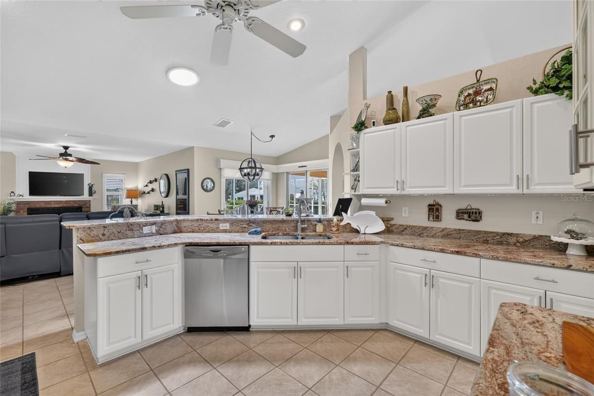 13857 DEL WEBB BOULEVARD — photo 22 of 93