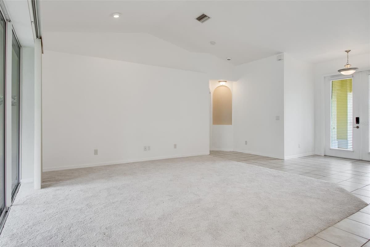2991 GRANDVIEW DRIVE — photo 9 of 38