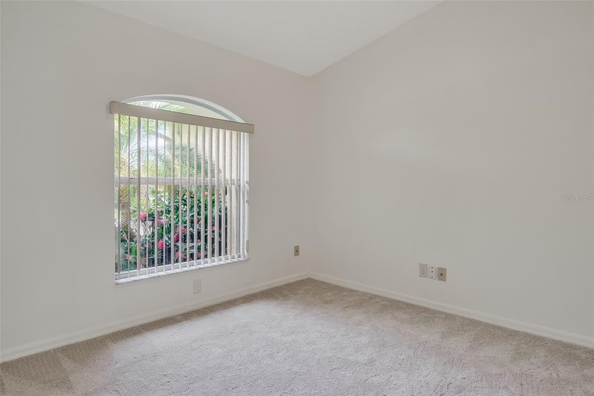 2991 GRANDVIEW DRIVE — photo 7 of 38