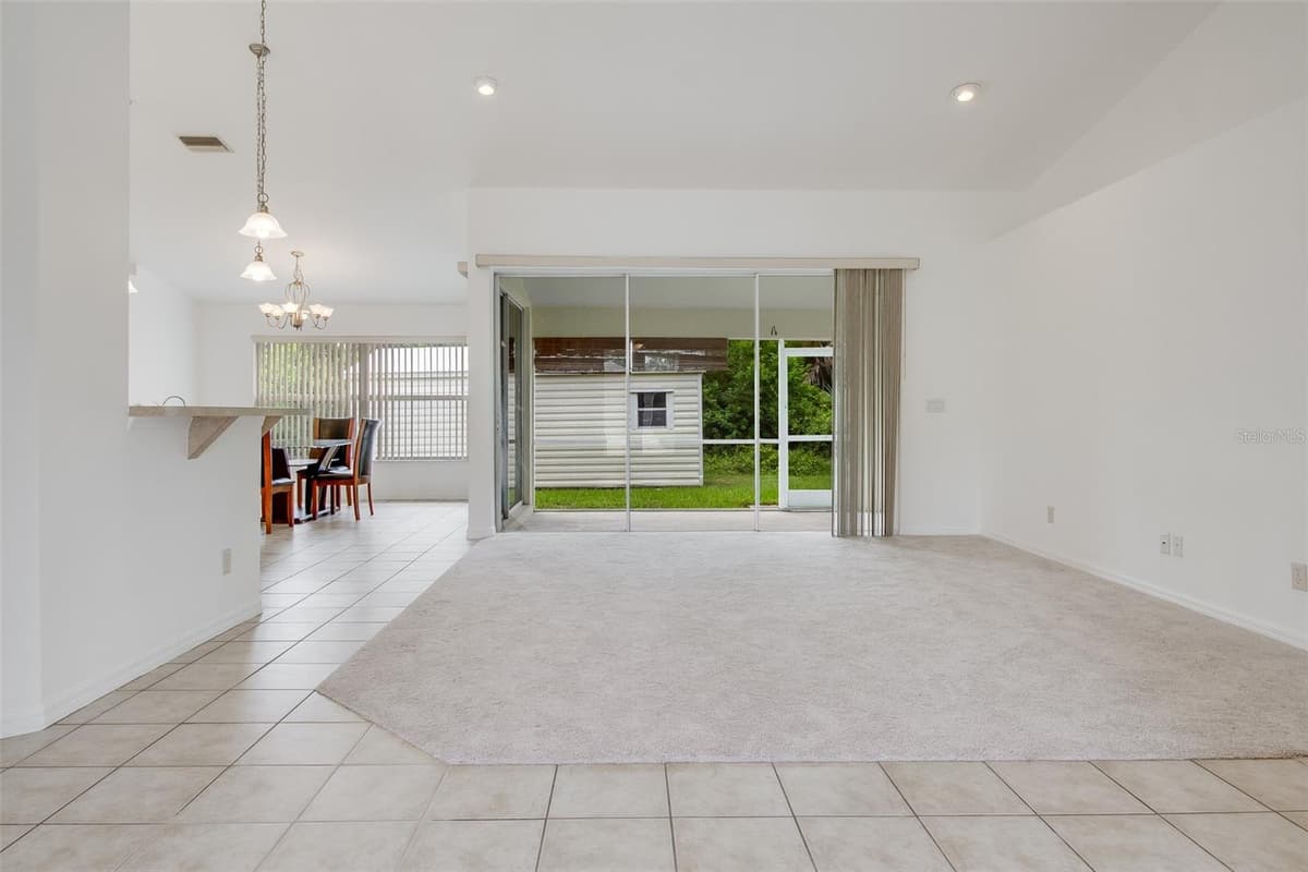 2991 GRANDVIEW DRIVE — photo 10 of 38