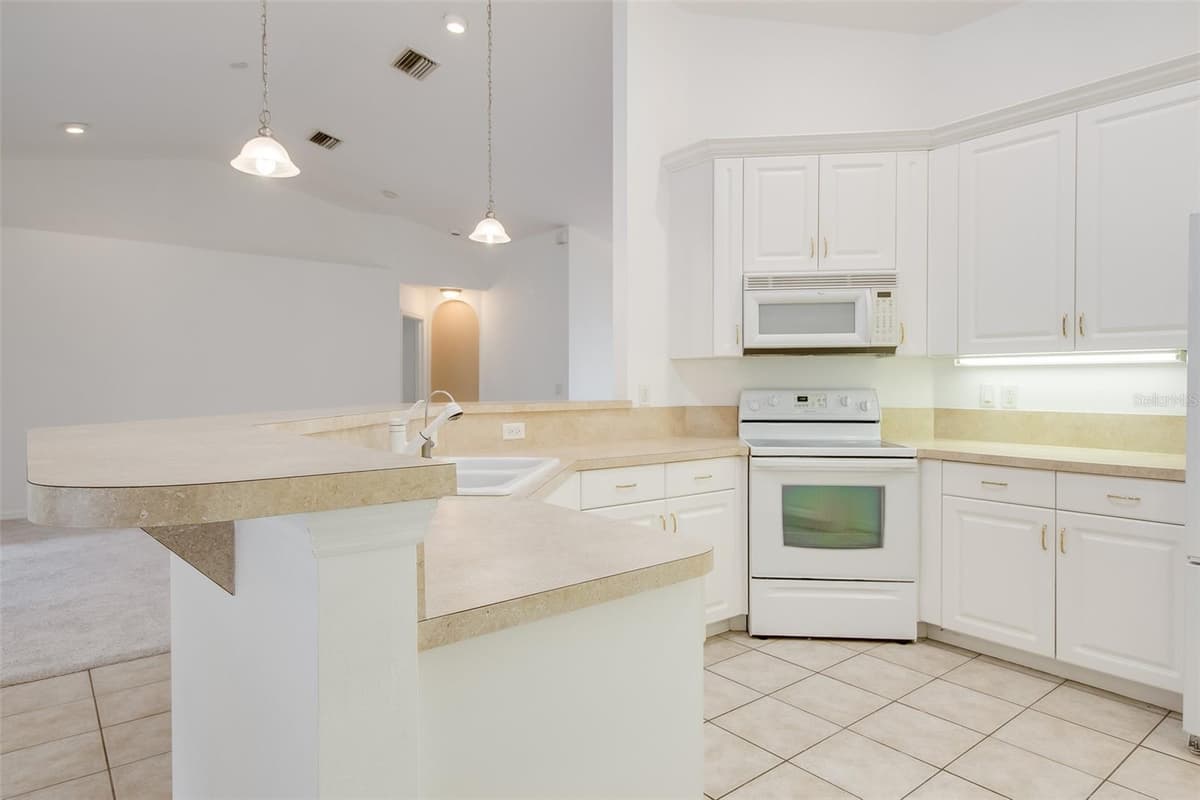 2991 GRANDVIEW DRIVE — photo 14 of 38