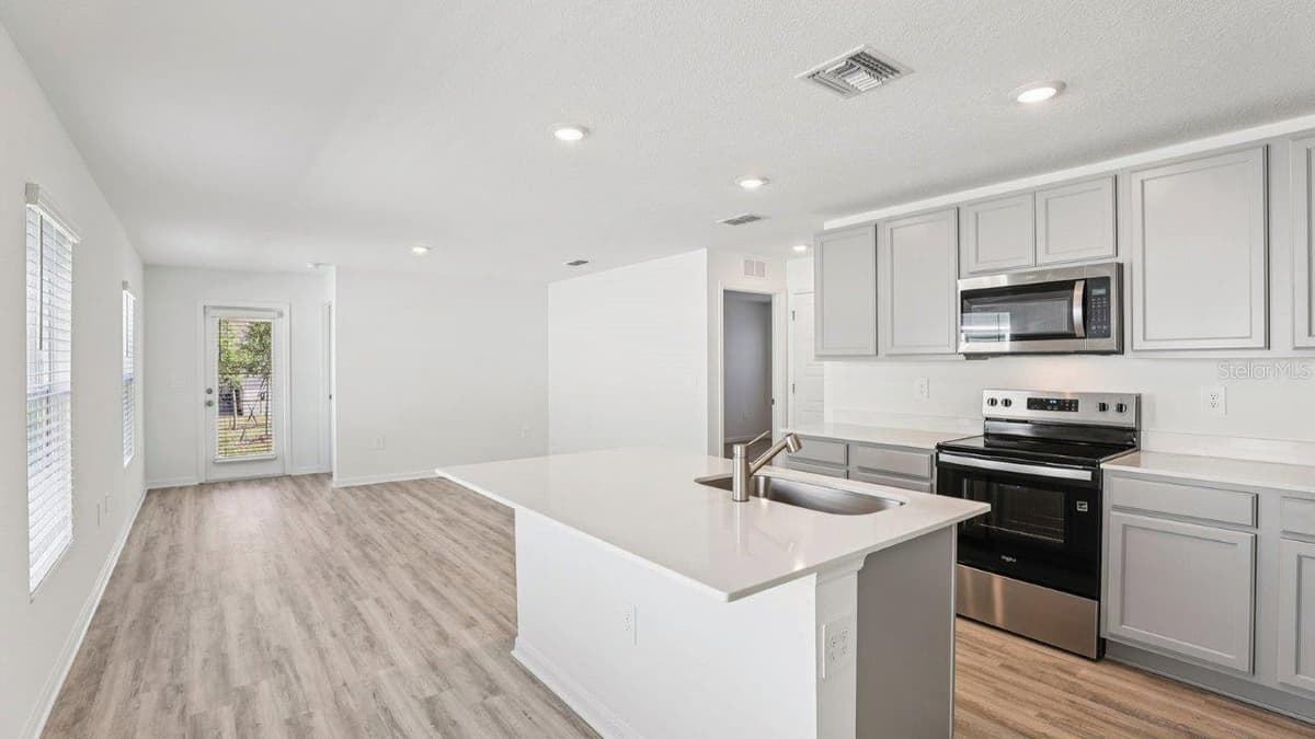 5580 TAVERNA LOOP — photo 7 of 25
