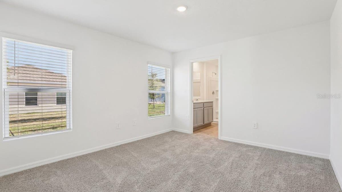 5580 TAVERNA LOOP — photo 12 of 25