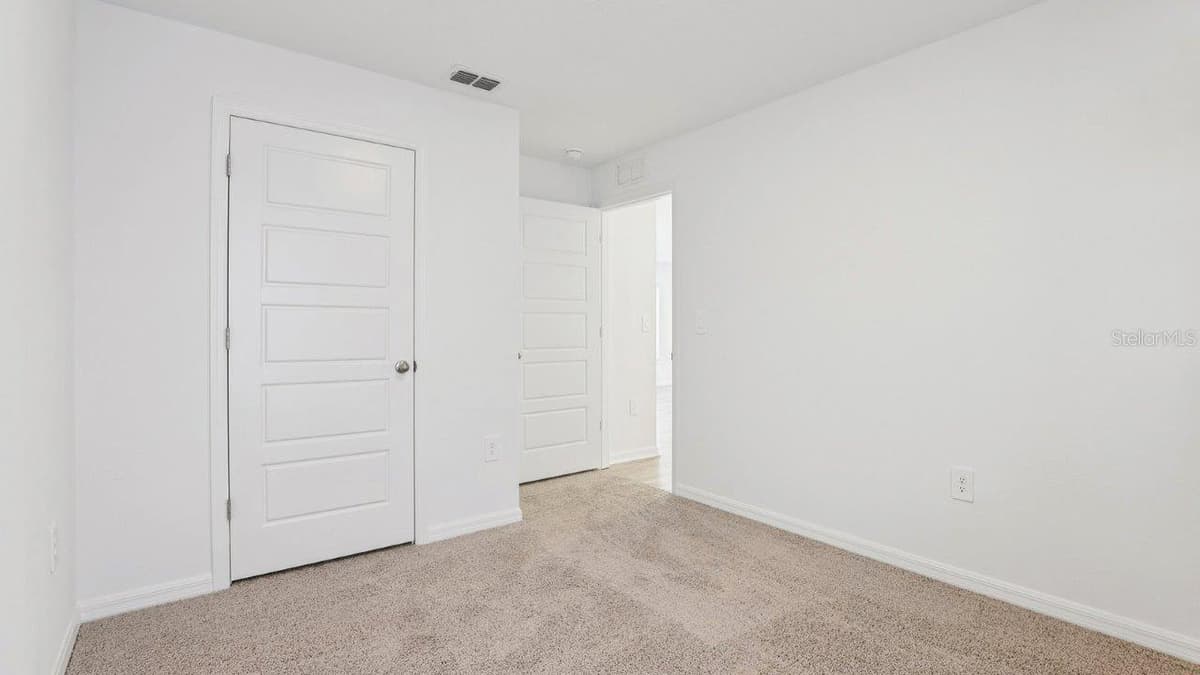 5580 TAVERNA LOOP — photo 23 of 25