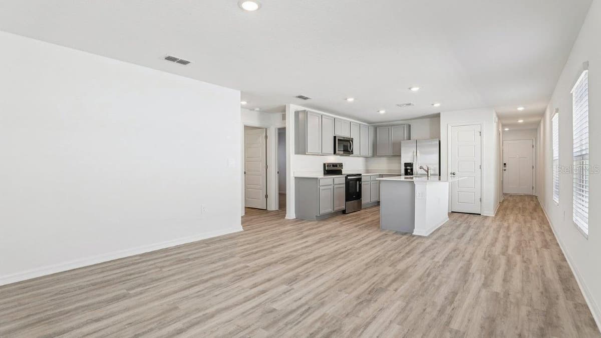 5580 TAVERNA LOOP — photo 3 of 25