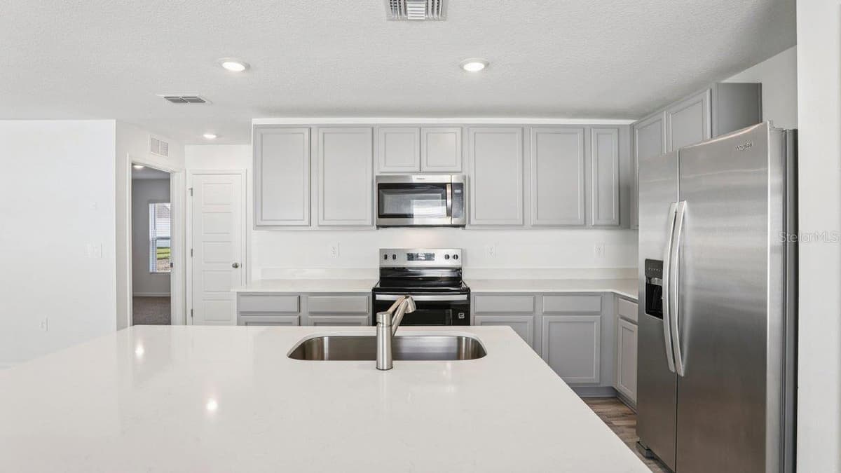 5580 TAVERNA LOOP — photo 11 of 25
