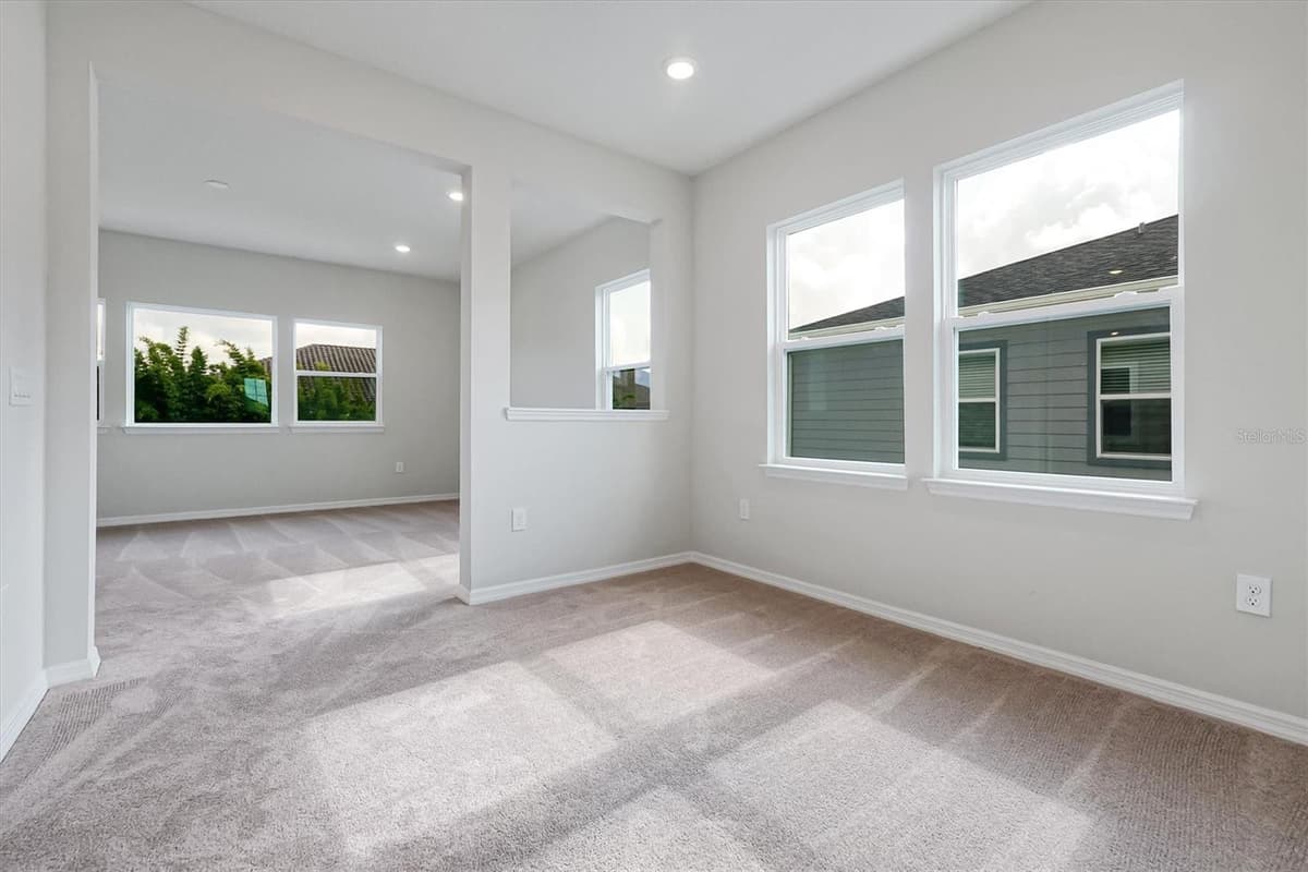 8399 PARK CLIFF WAY — photo 31 of 65