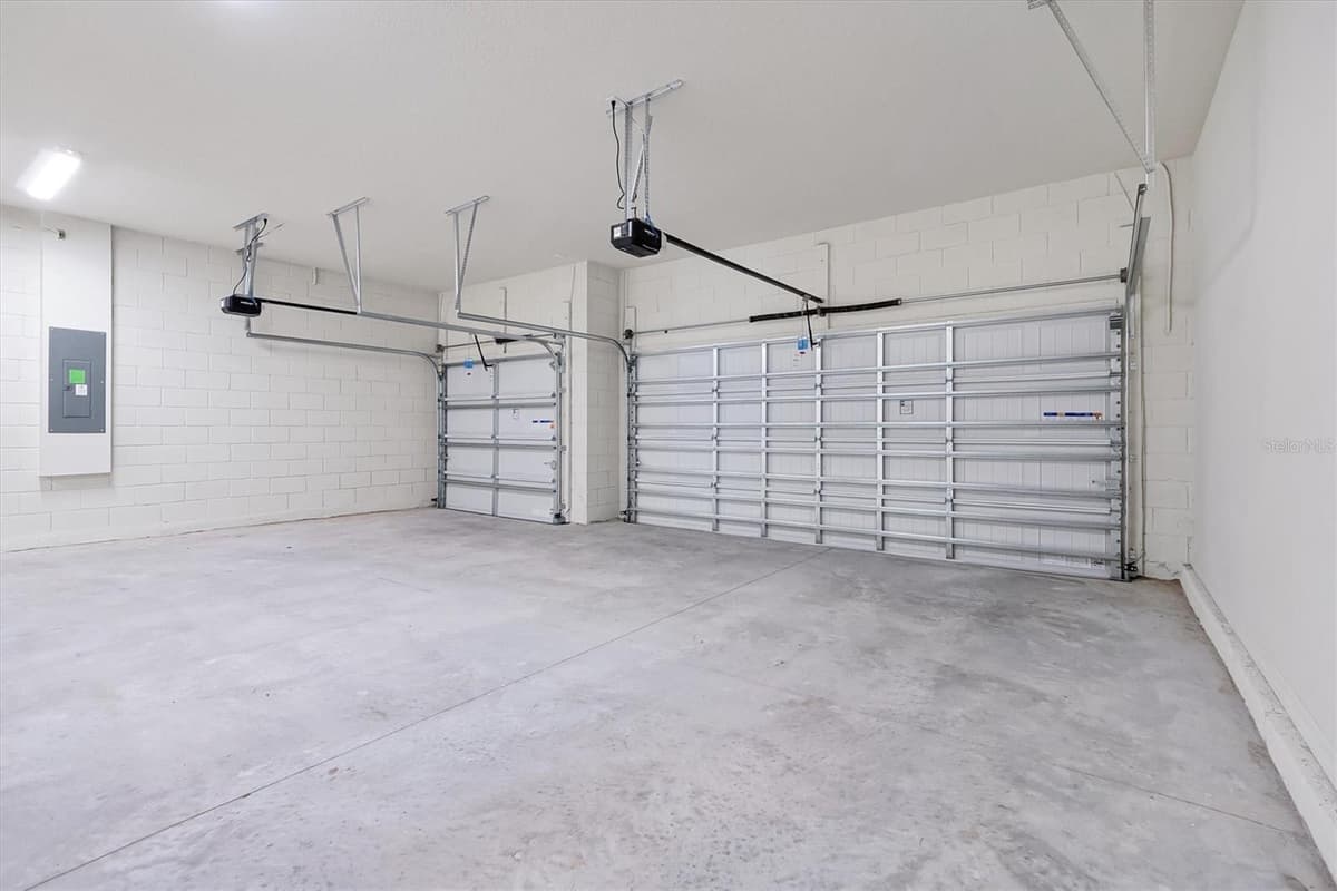 8399 PARK CLIFF WAY — photo 49 of 65