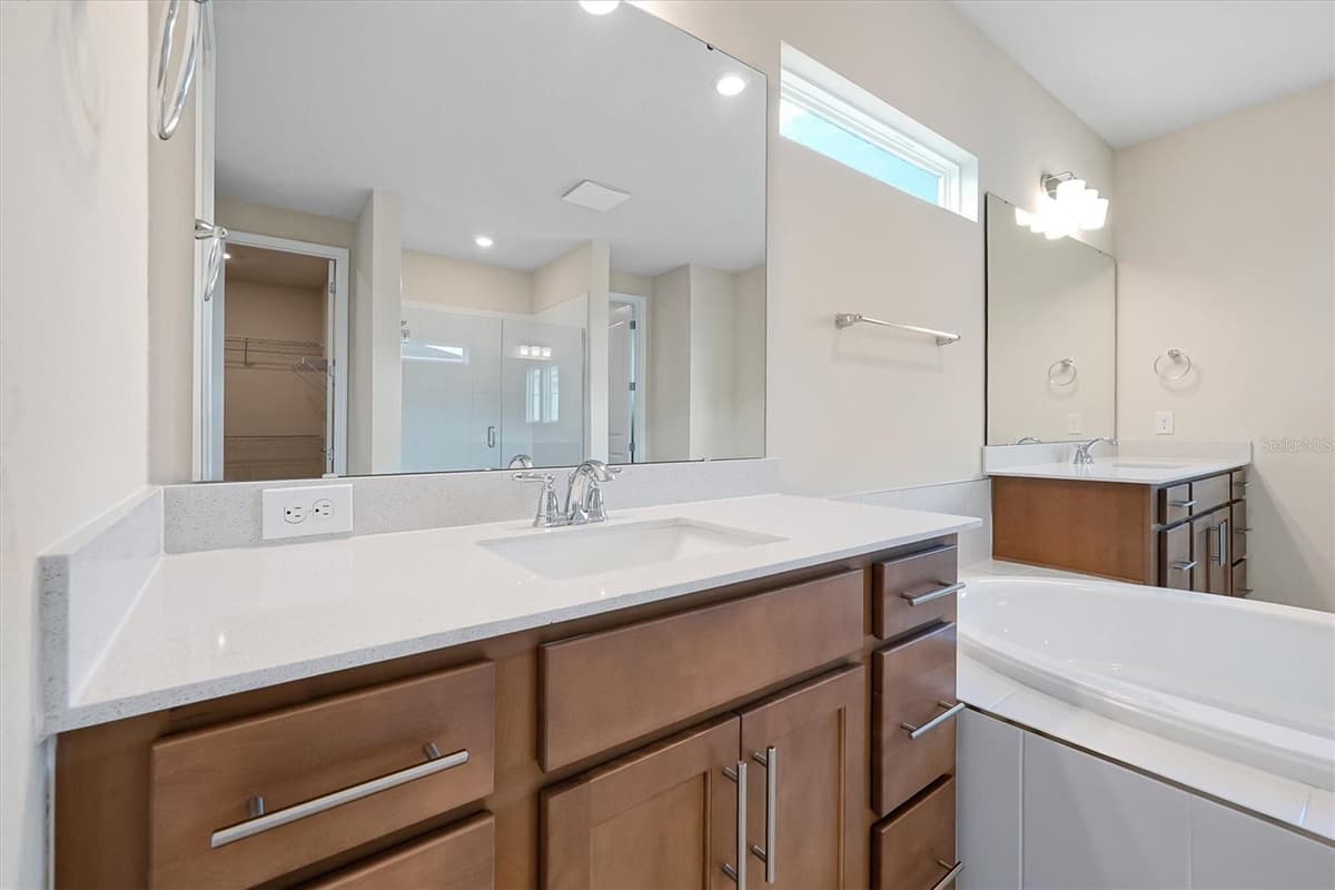 8399 PARK CLIFF WAY — photo 32 of 65