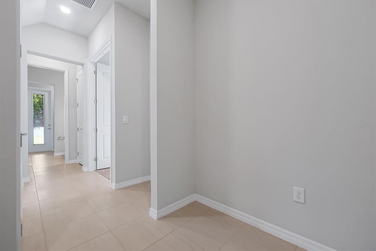 8399 PARK CLIFF WAY — photo 20 of 65